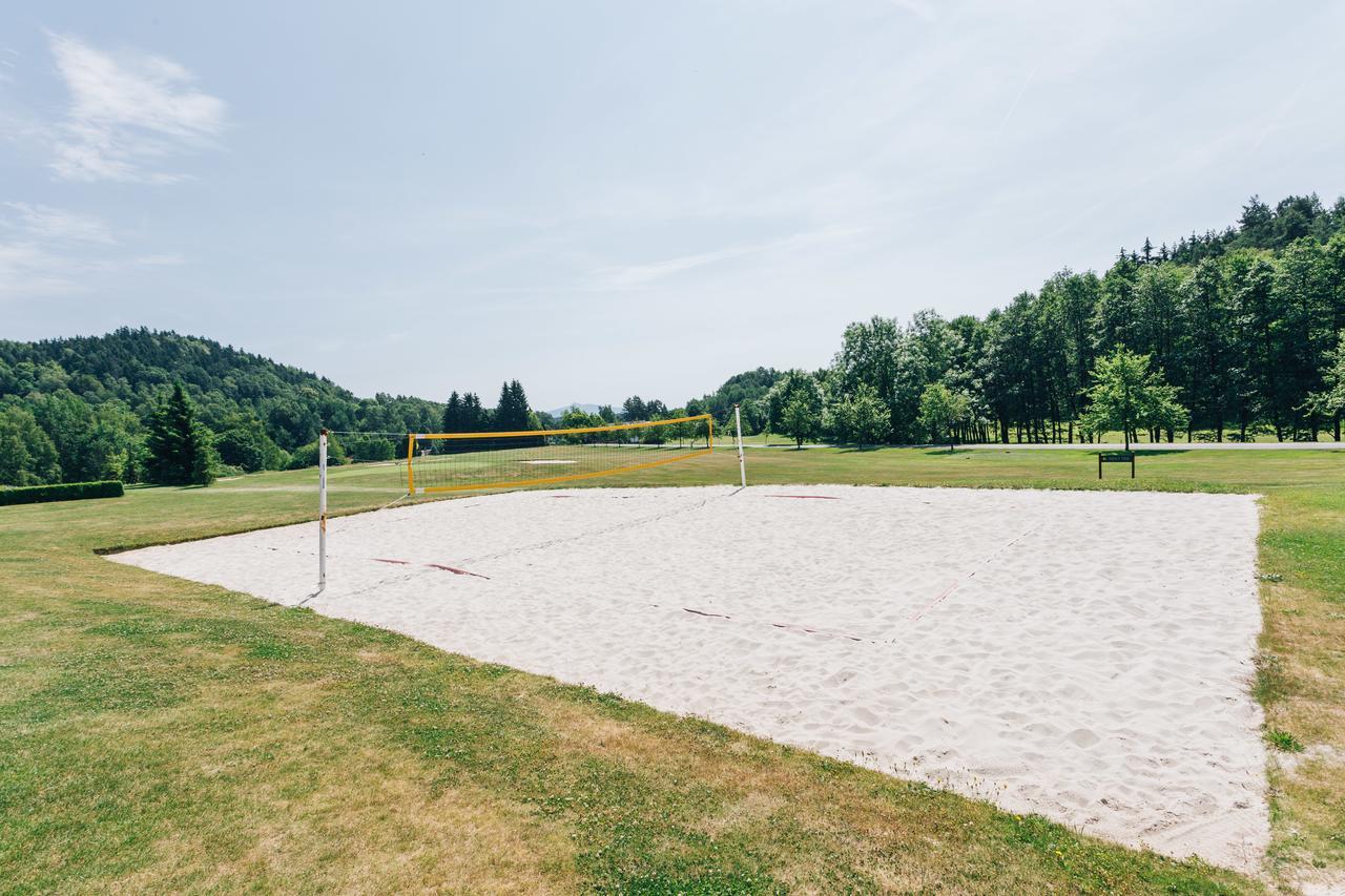 Resort Malevil Jablonné v Podještědí Kültér fotó